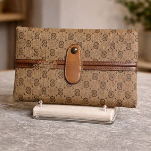 💯 Authentic Vintage Gucci coin purse wallet